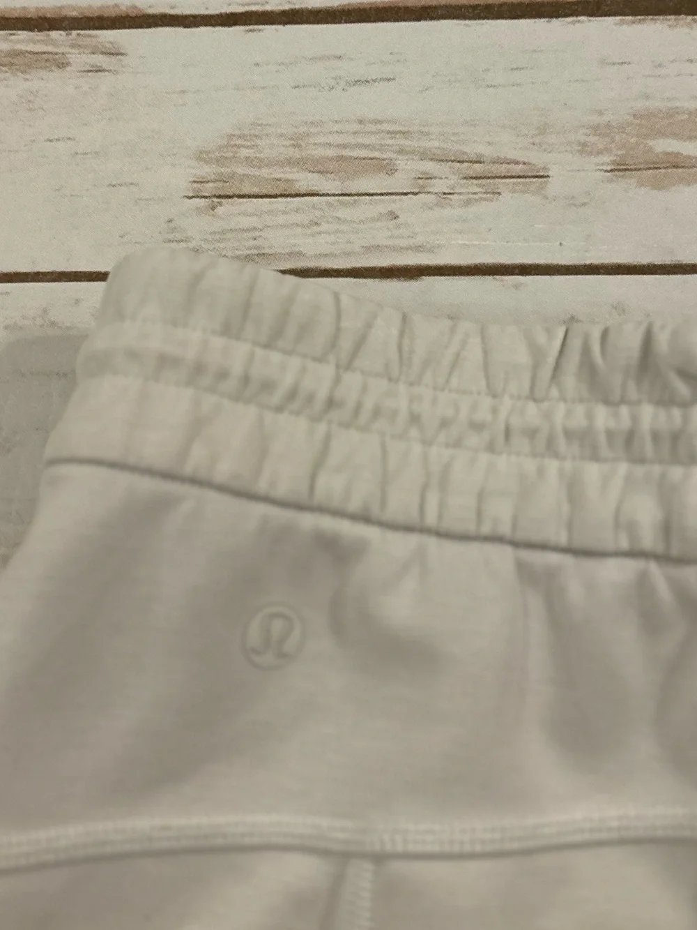 Lululemon Women’s Softstreme High-Rise Short 3.5